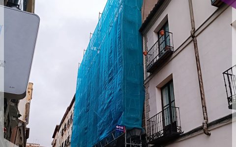 Restauración de fachada para restaurante